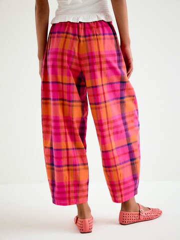 Wide leg Pantaloni di Next in rosa