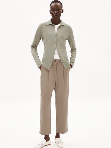 ARMEDANGELS Loosefit Bandplooibroek in Beige
