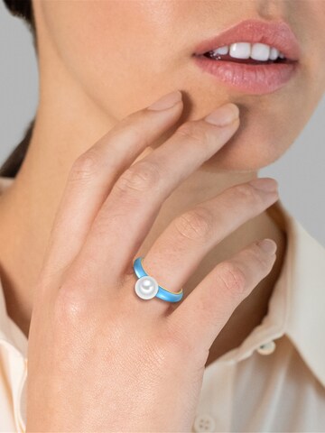 Anello di Yokoamii in blu: frontale