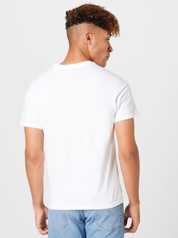 LEVI'S ® Тениска 'SS Relaxed Baby Tab Tee' в бяло