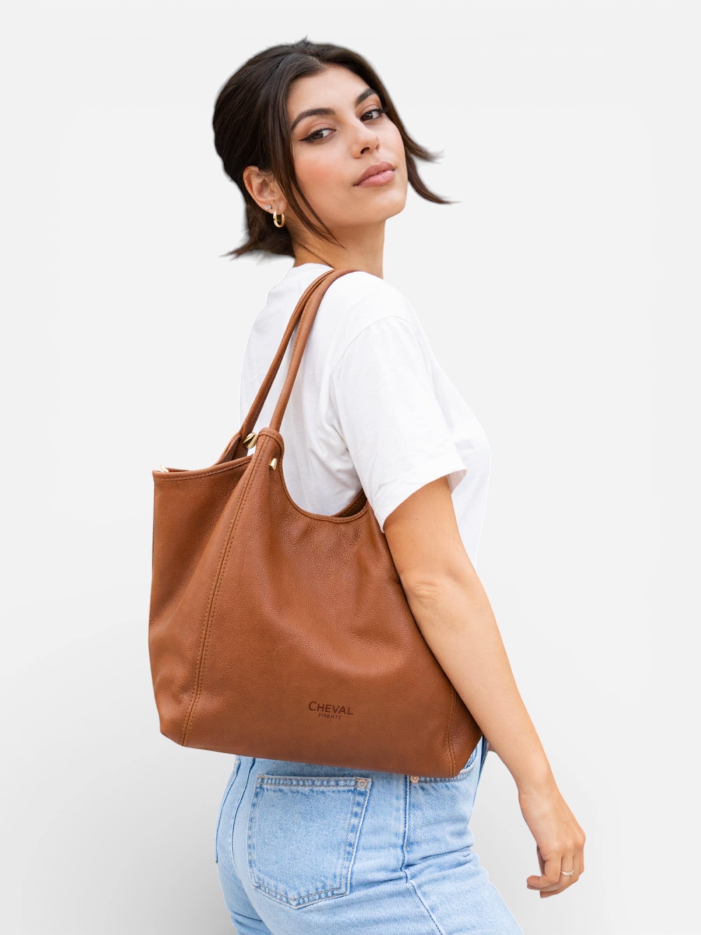 Cheval Firenze Schoudertas 'Karina' in Beige: voorkant