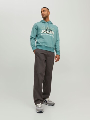JACK & JONES Sweatshirt 'Hunt' in Grün
