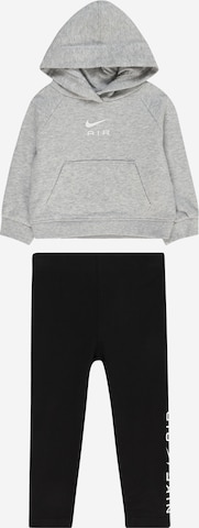 Tuta da jogging di Nike Sportswear in grigio: frontale