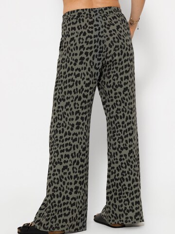 SASSYCLASSY Flared Pants in Green