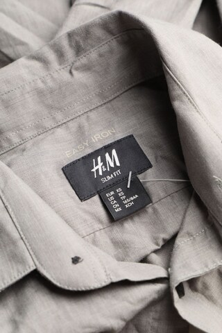 H&M Button Up Shirt in XS in Grey