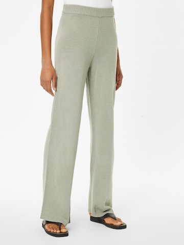 Loosefit Pantaloni de la Dorothy Perkins pe verde: față