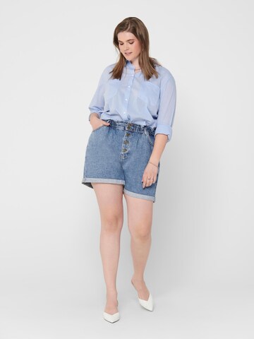 ONLY Carmakoma Regular Shorts in Blau