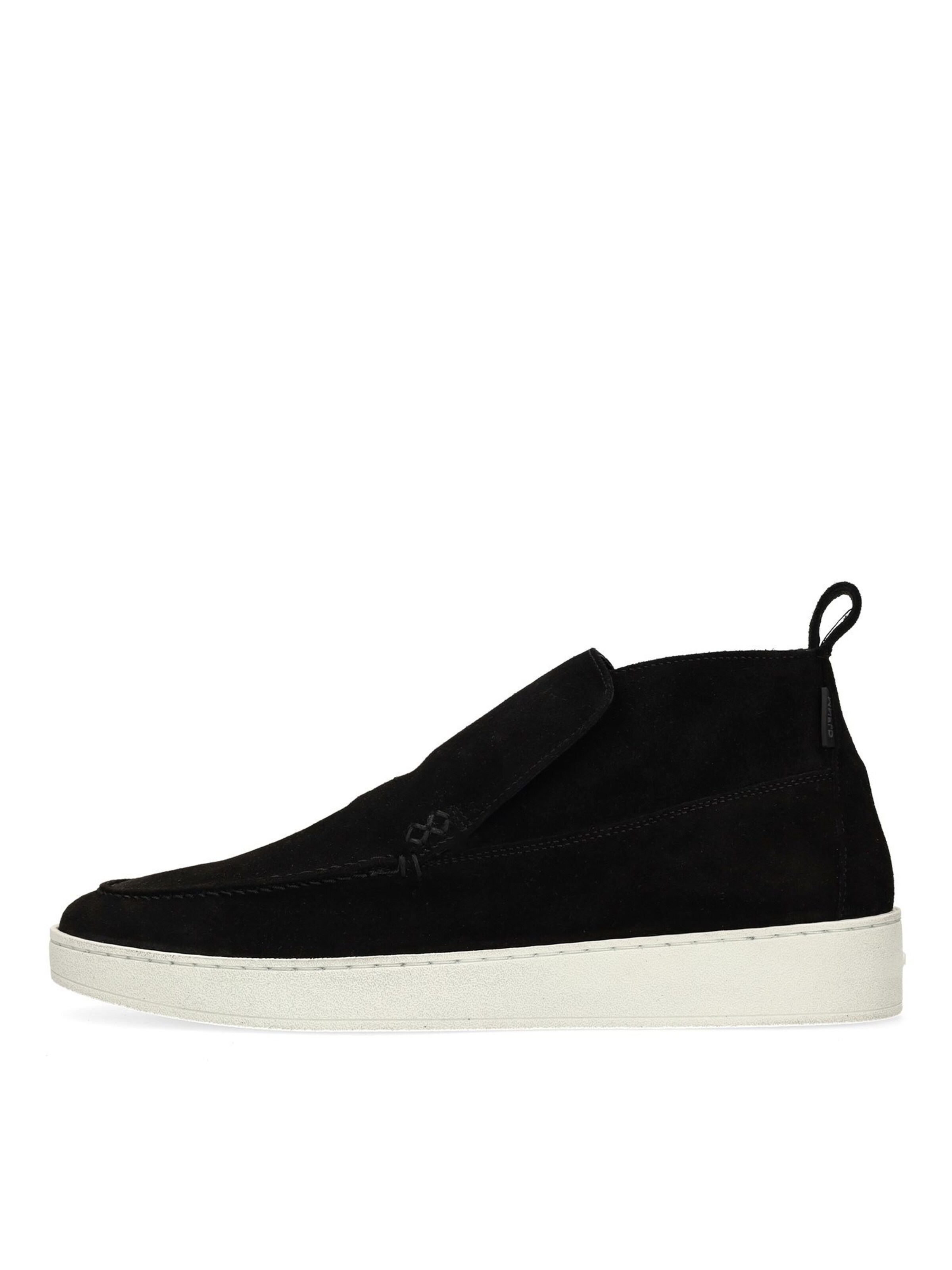 MANFIELD Slip-Ons in Black