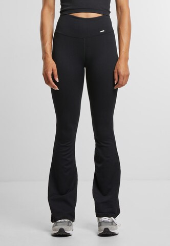 Aim'n Flared Sports trousers in Black: front
