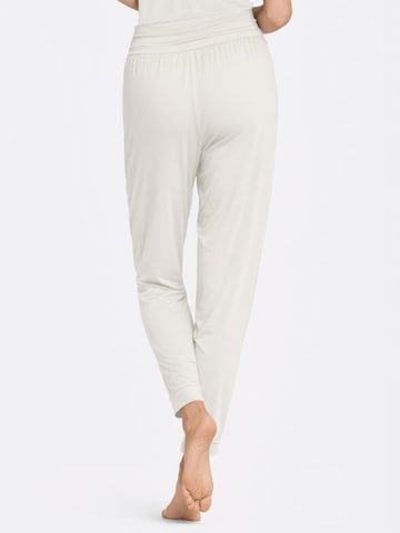 CURARE Yogawear Loose fit Workout Pants in White