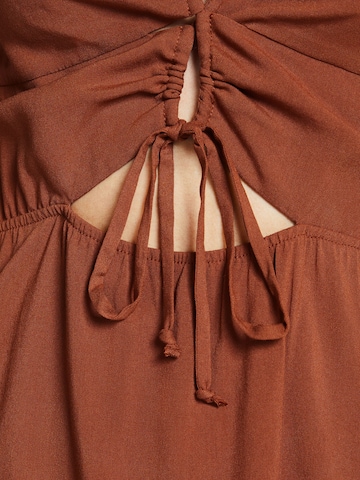 Bershka Poletna obleka | rjava barva