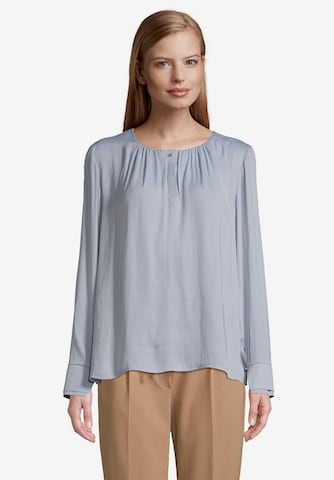 Betty Barclay Blouse in Blue: front