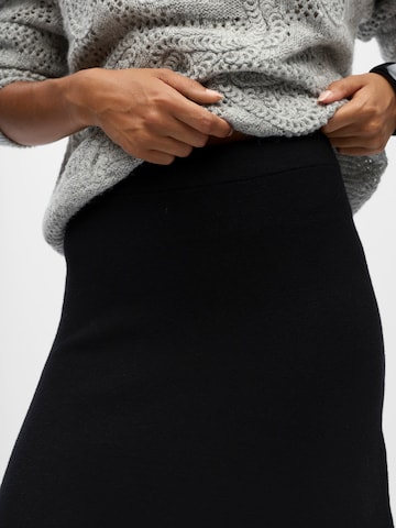 OBJECT - Falda 'REYNARD' en negro