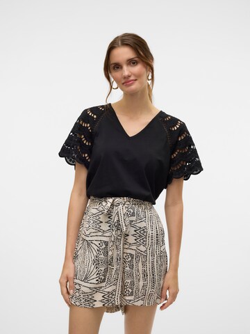 Maglietta 'VMBLASY' di VERO MODA in nero: frontale
