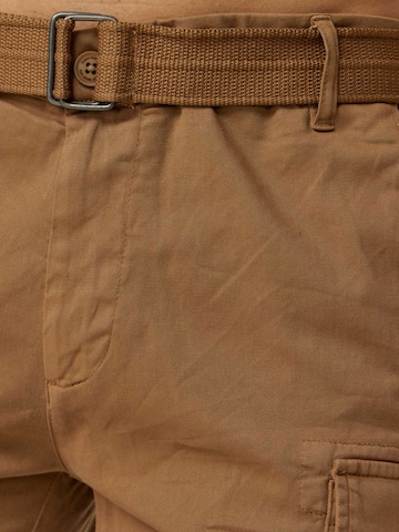 Tazzio Regular Cargohose 'A200' in Beige