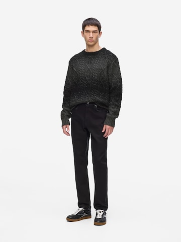 Pulover de la Karl Lagerfeld pe negru
