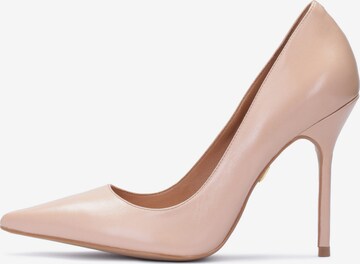 Kazar Pumps in Beige: front