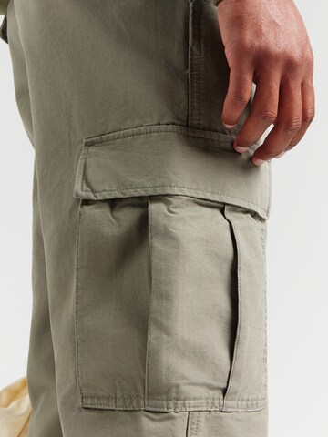 LEVI'S ® Regular Jeans 'XX Cargo Straight' in Grün