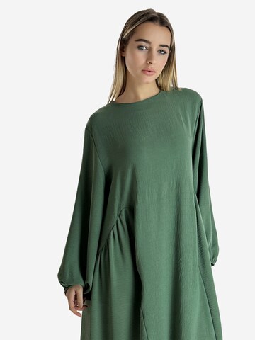 Elara Kleid in Grün