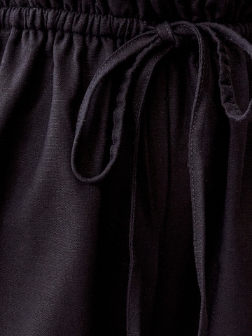 Tussah Jumpsuit 'CHARLI' i svart
