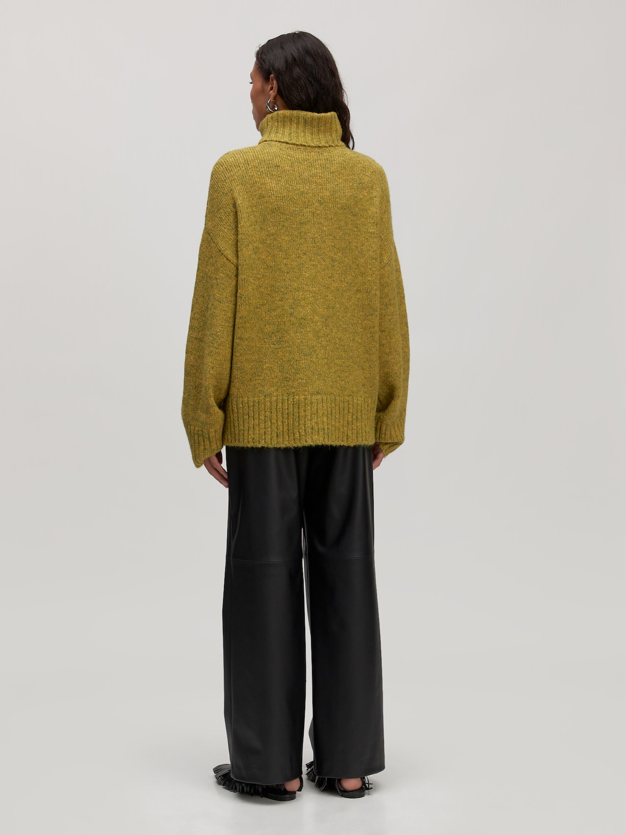 EDITED Pullover 'Lahela' oliva