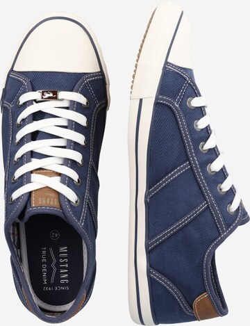 MUSTANG Sneaker in Blau