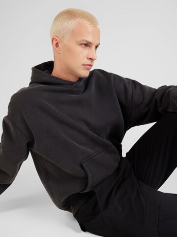 Abercrombie & Fitch Μπλούζα φούτερ 'ESSENTIAL' σε μαύρο