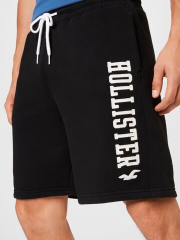 HOLLISTER Regular Pants in Black