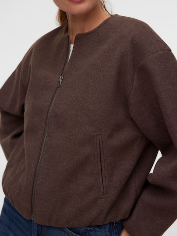 VERO MODA Between-Season Jacket 'VMCHLOE' in Brown