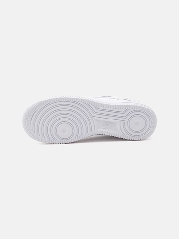 Nike Sportswear Sneakersy niskie 'AIR FORCE 1 '07' w kolorze biały