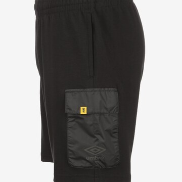 Regular Pantalon de sport 'SG Dynamo Dresden' UMBRO en noir