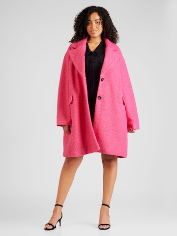 Manteau mi-saison 'VALERIA' ONLY Carmakoma en rose