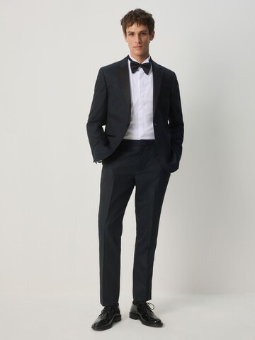 Coupe slim Pantalon à plis Next en bleu