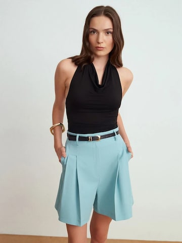 Dilvin Wide leg Pants in Blue: front