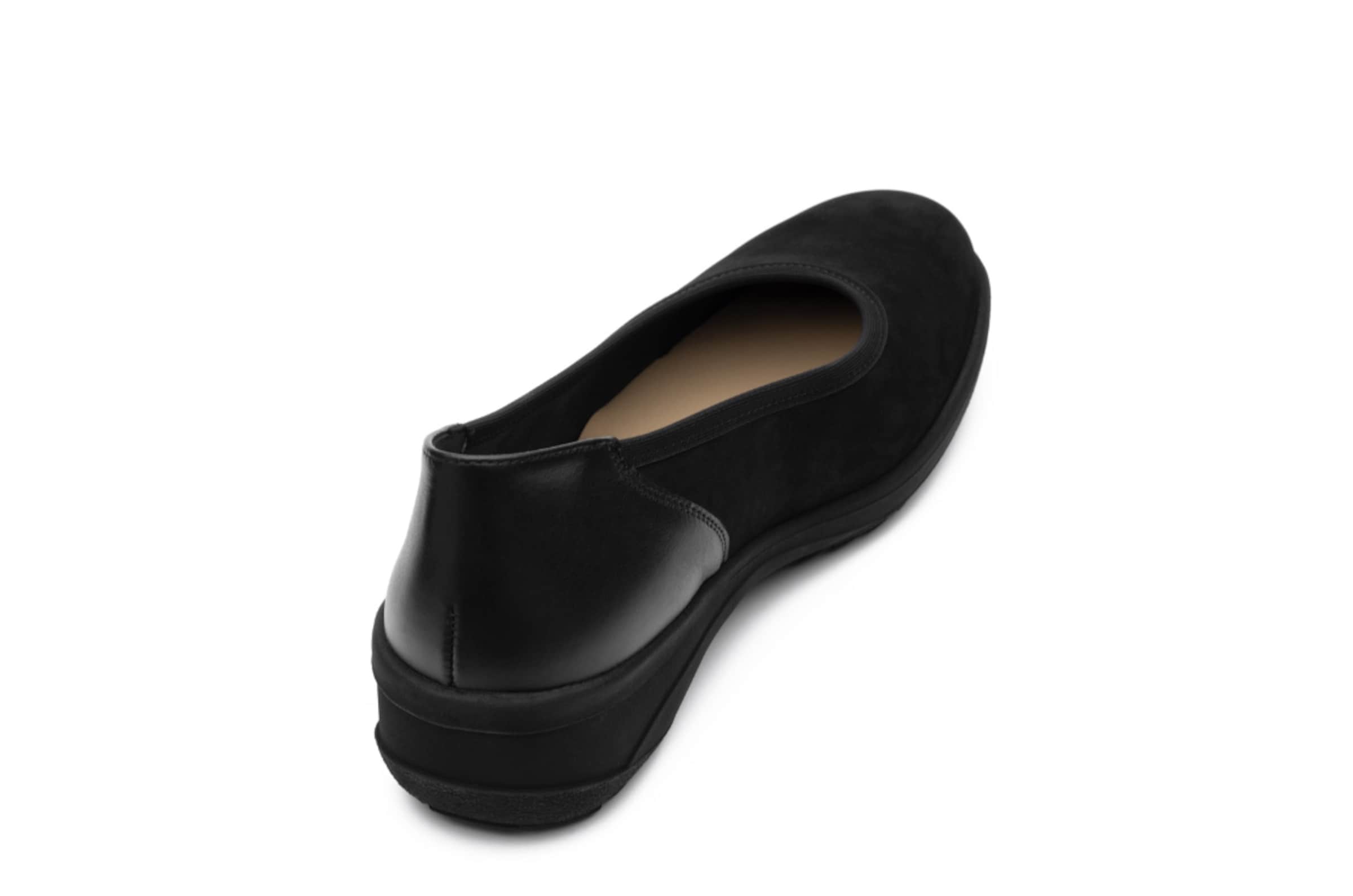SOLIDUS Ballerina in Schwarz
