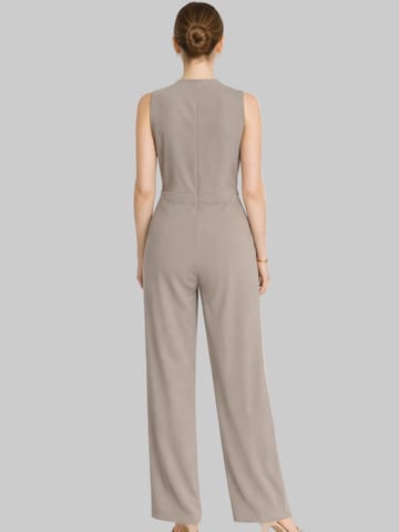 Madnezz House Jumpsuit in Beige