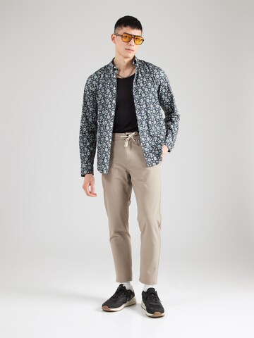 Tapered Pantaloni eleganți de la BOSS pe bej