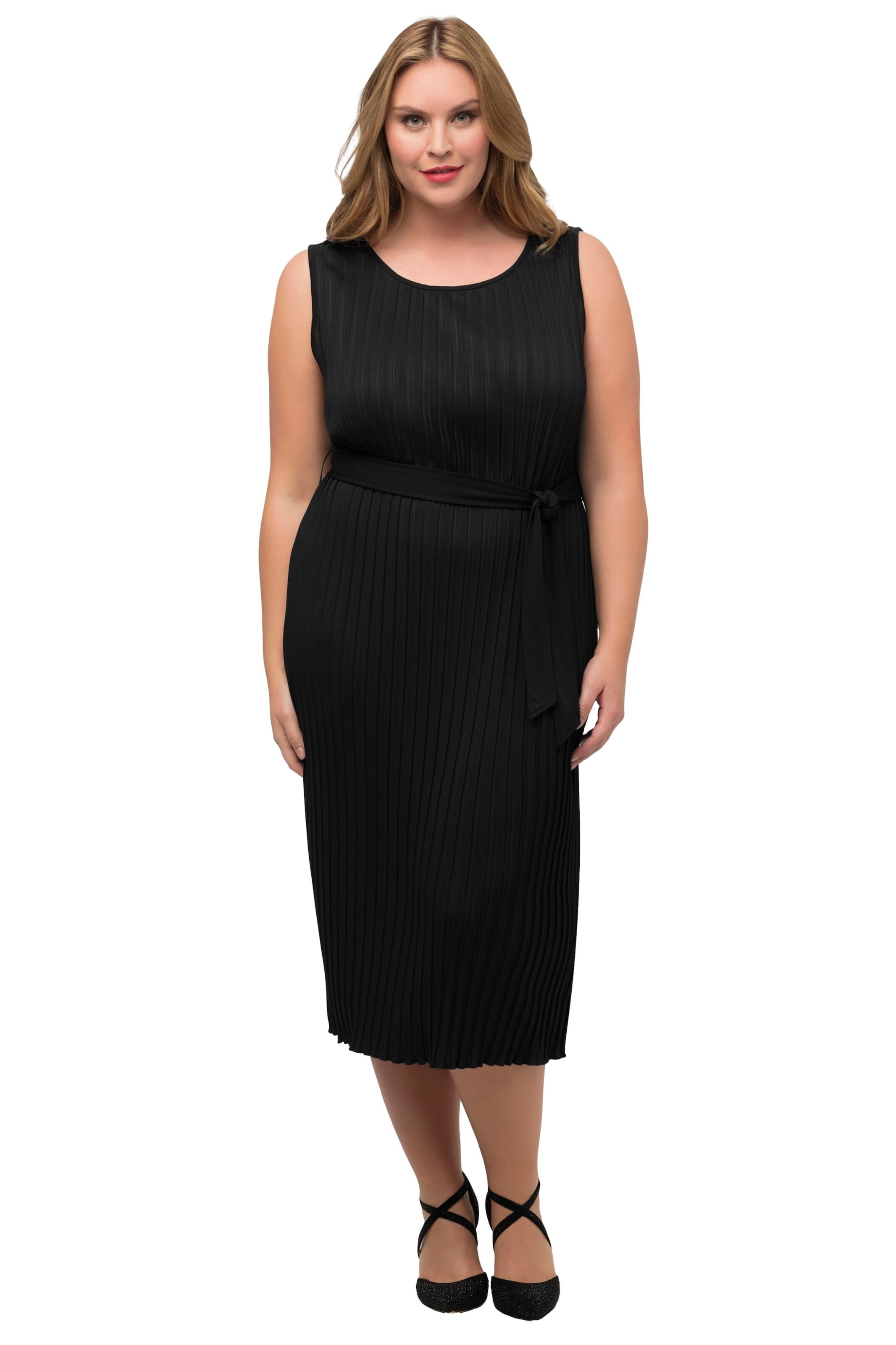 Ulla Popken Dress in Black: front