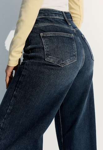 Wide leg Jeans di Bershka in blu
