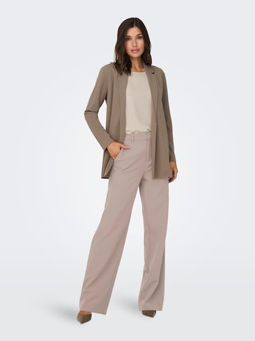 ONLY Loose fit Pleated Pants 'Berry' in Brown