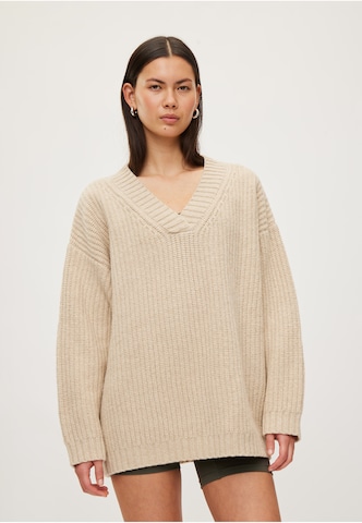 rethinkit studios Trui in Beige: voorkant