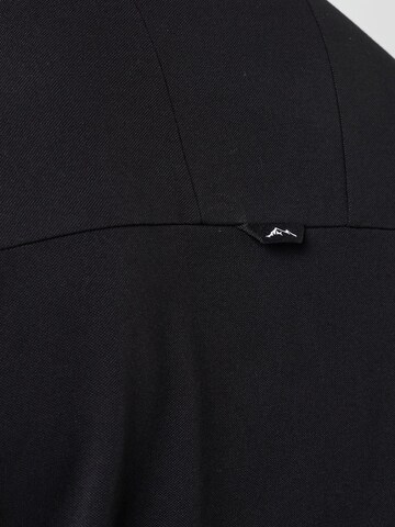 Maglietta 'Elk' di SWEDEMOUNT in nero