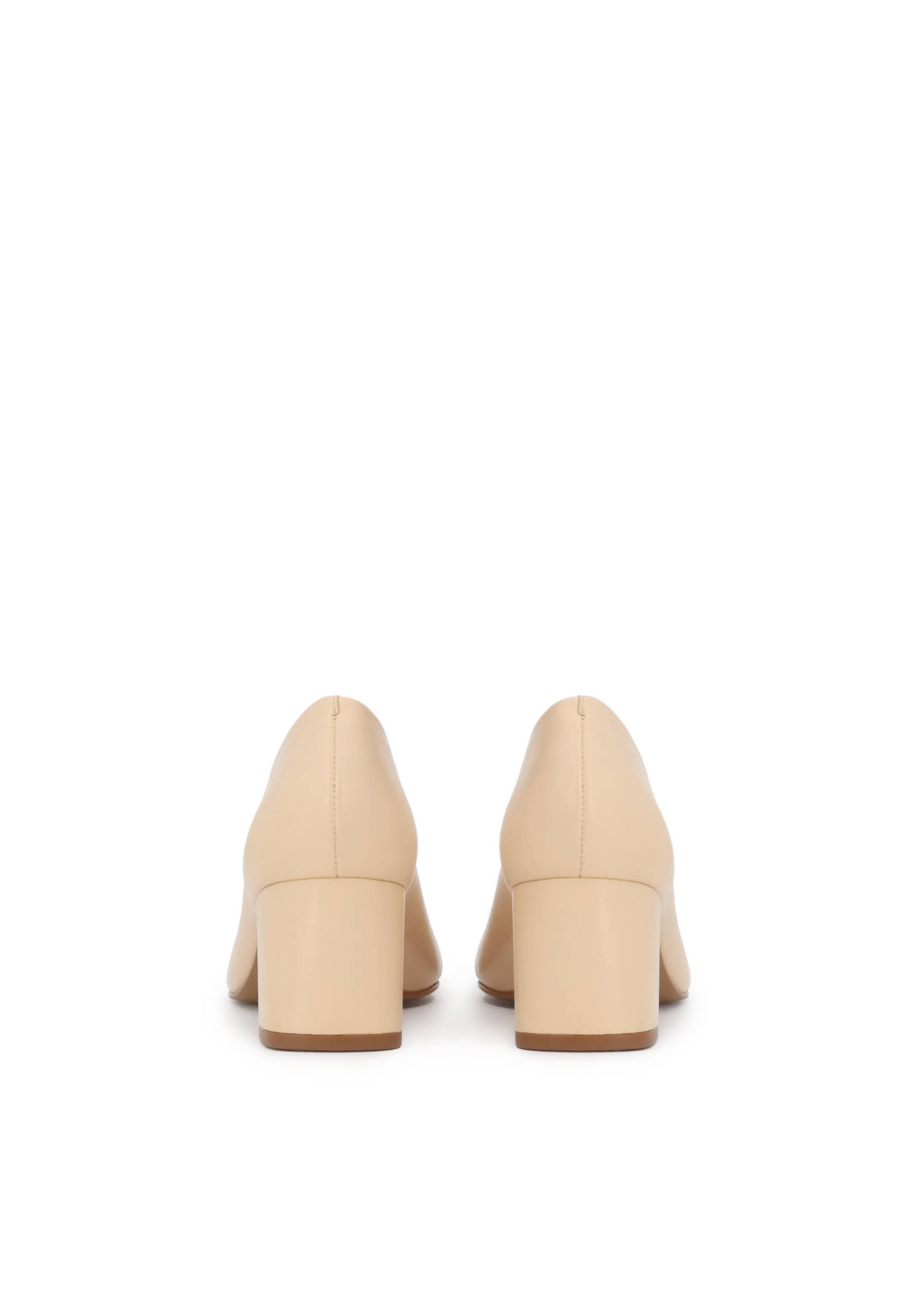 Décolleté di Kazar in beige