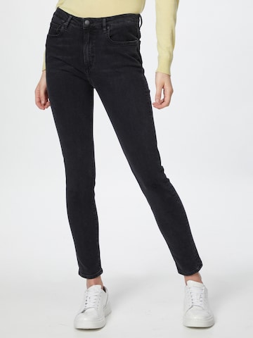 ARMEDANGELS Slimfit Jeans 'TILLAA' i sort: forside