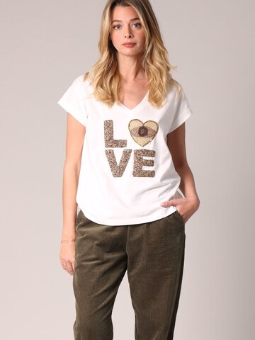 T-shirt ' MYKAMORE ' Deeluxe en blanc : devant