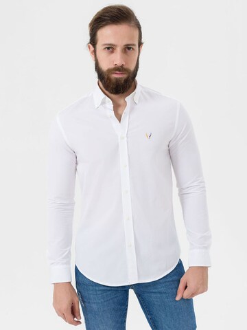 By Diess Collection Футболка в Белый: спереди