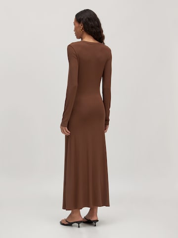 Robe 'Vangelia' EDITED en marron