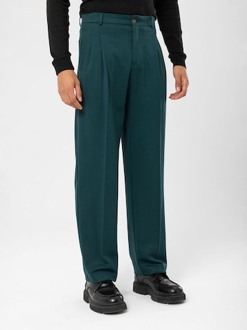 Antioch Regular Панталон с набор в зелено