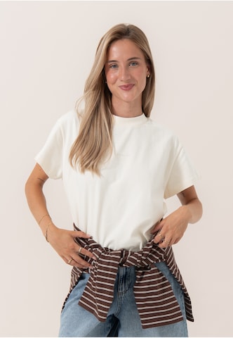 OH APRIL T-Shirt 'Ella' in Weiß: Vorderseite