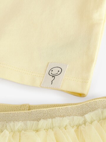 Set Next en jaune